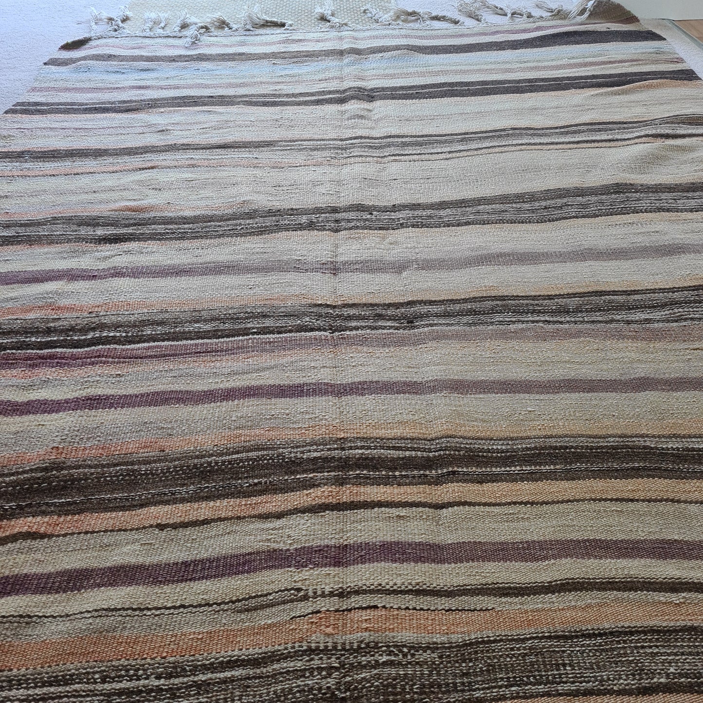 Beachy Vintage kilim