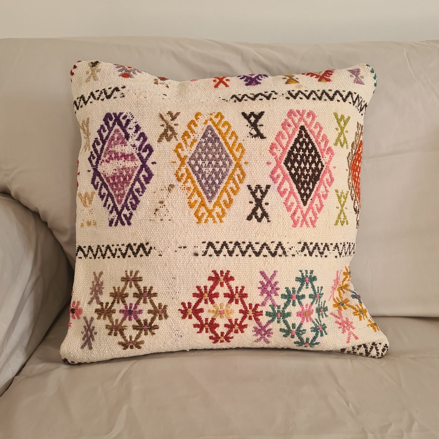 Vintage throw pillow. Kilim cushion. Woven pillow