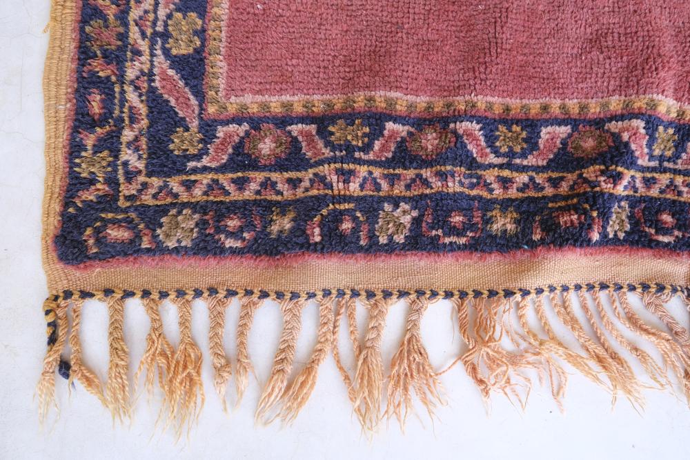 Vintage moroccan rug