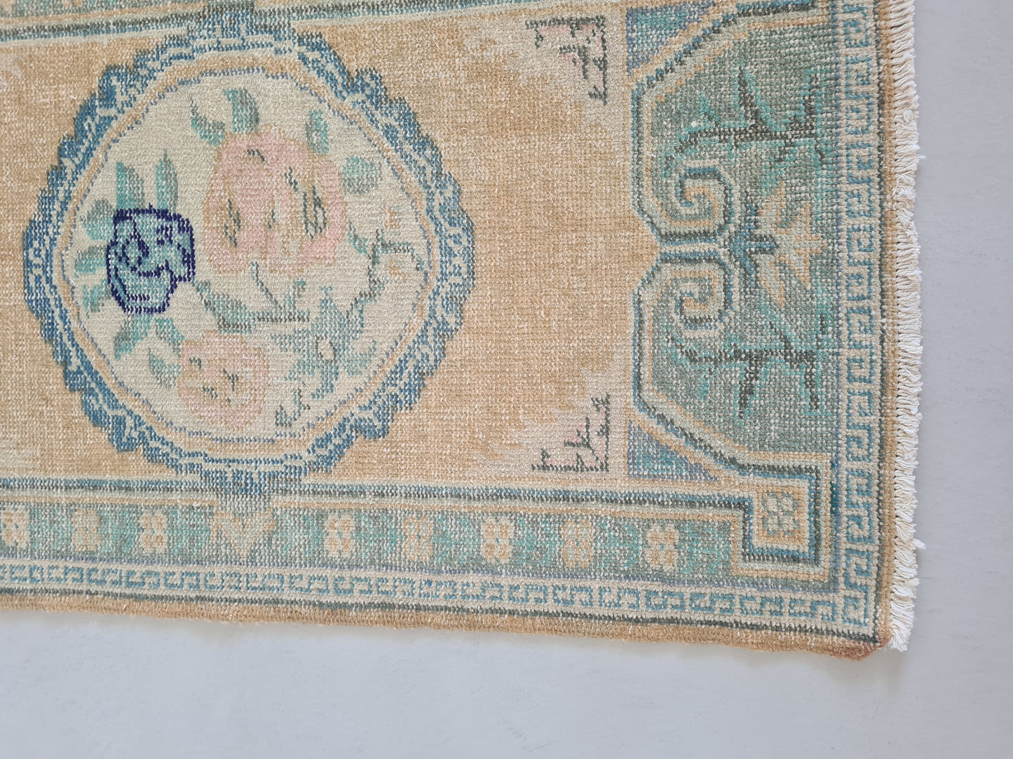 Vintage Rose Turkish rug