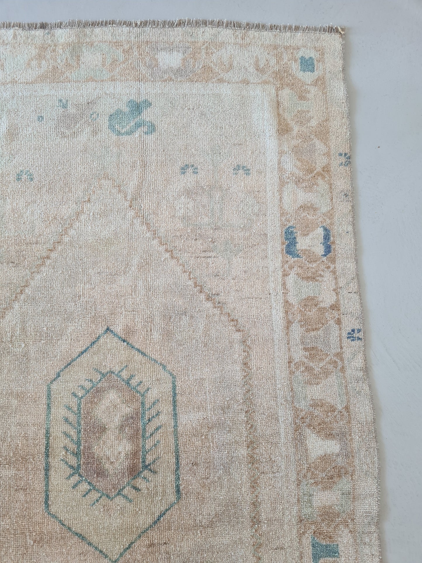 Vintage anatolian rug - ' Nais'