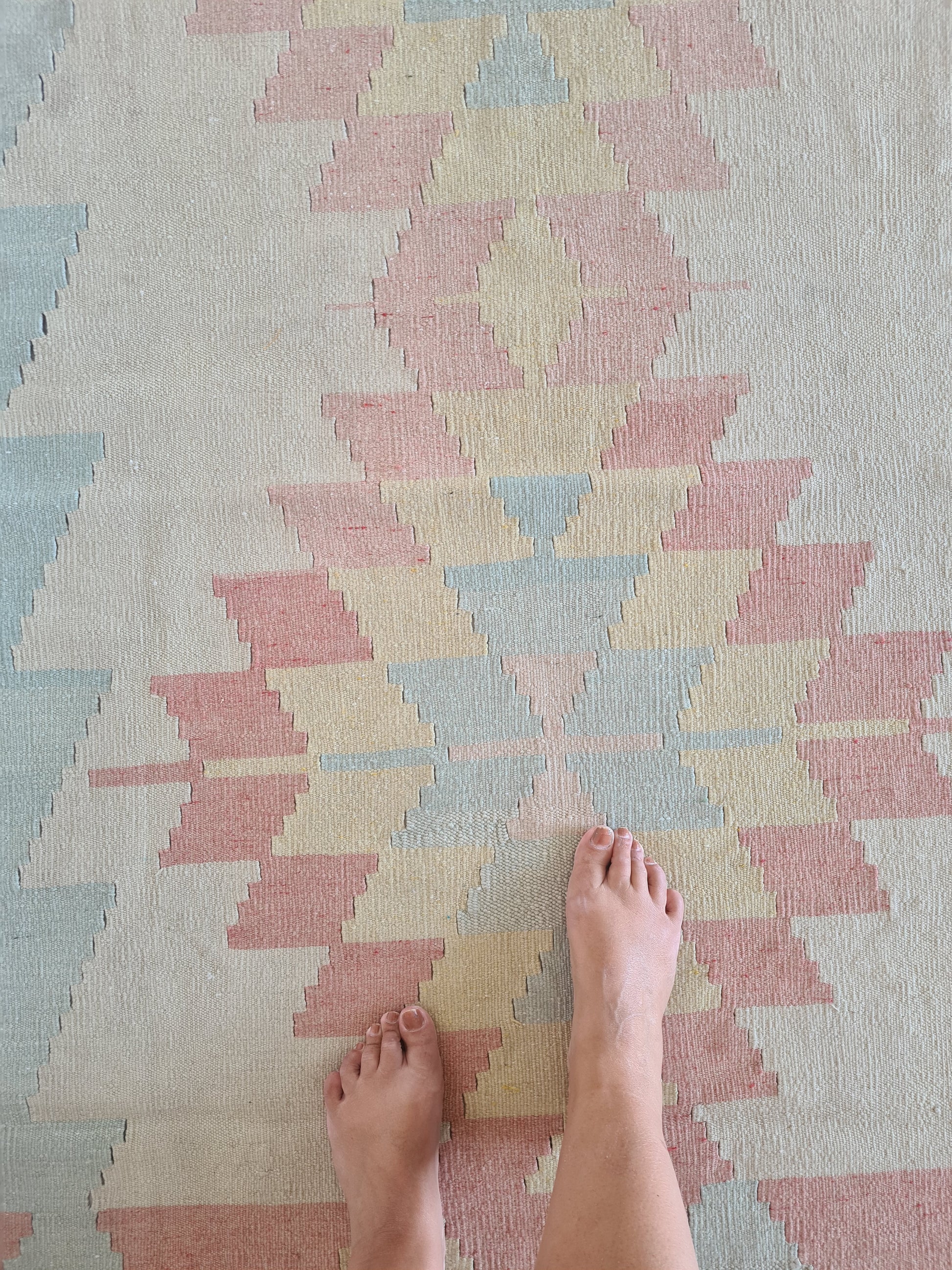 Pastel vintage turkish kilim