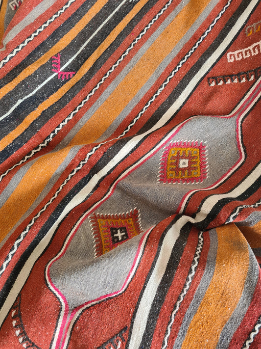 Boho bright vintage turkish kilim. Midcentury 