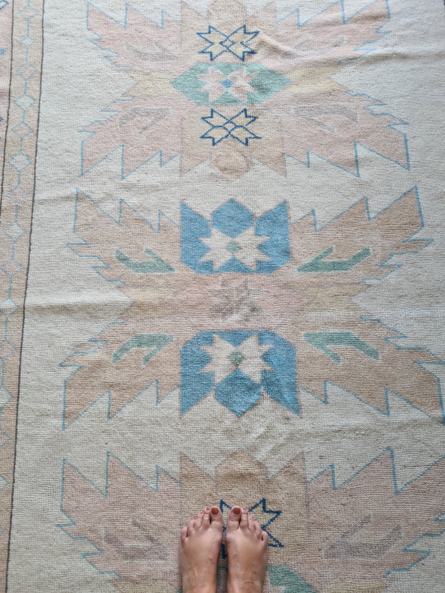 Vintage Turkish rug -'Zara'