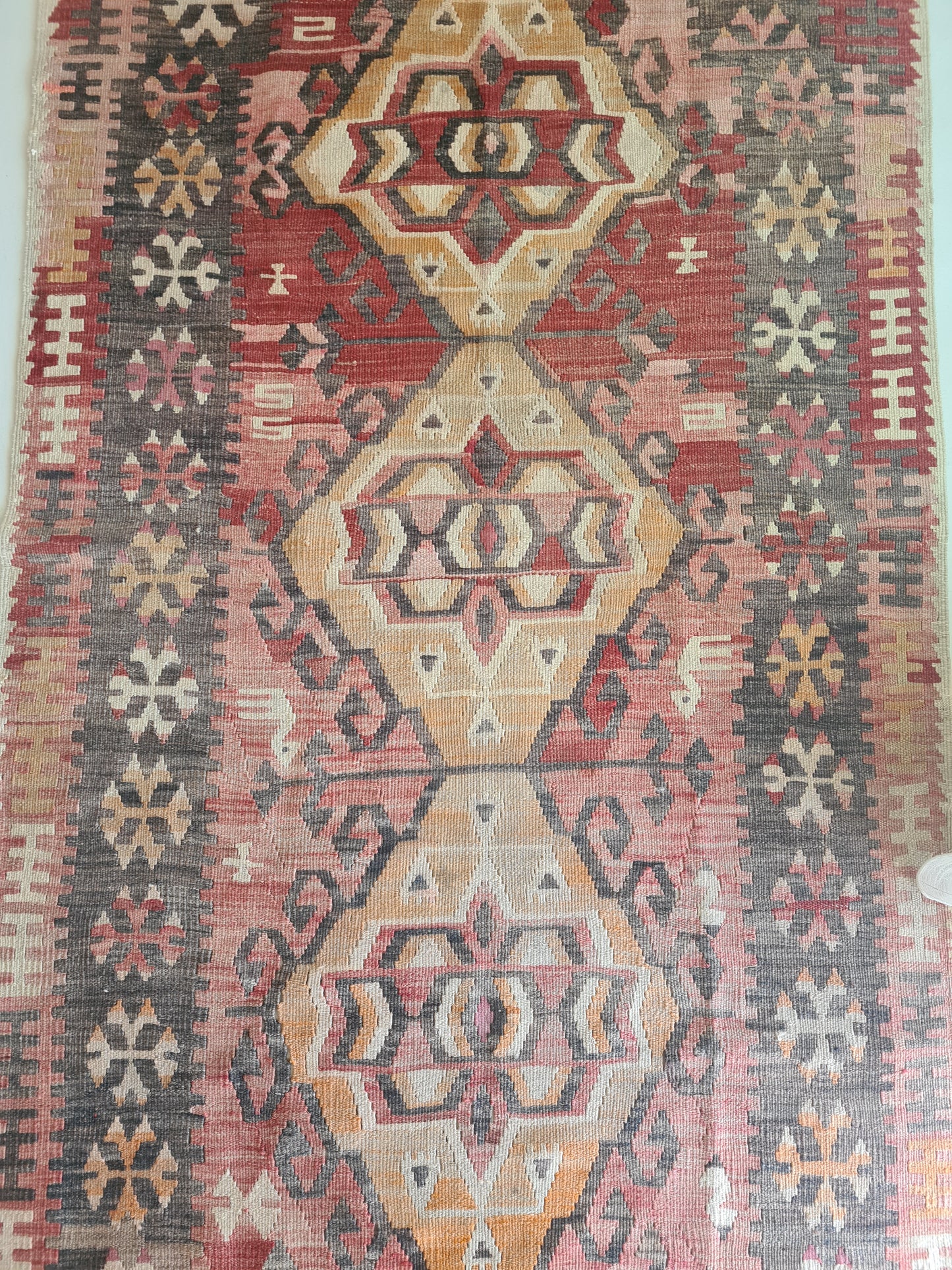 Red rug uk