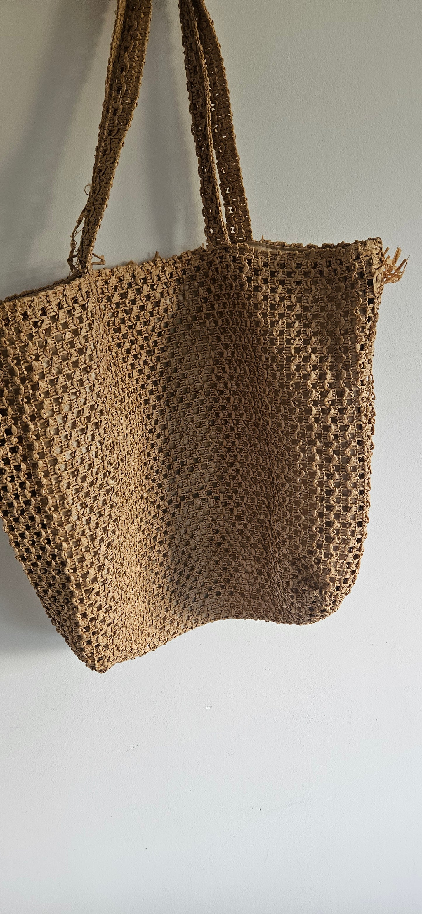 Vintage 70s woven tote bag