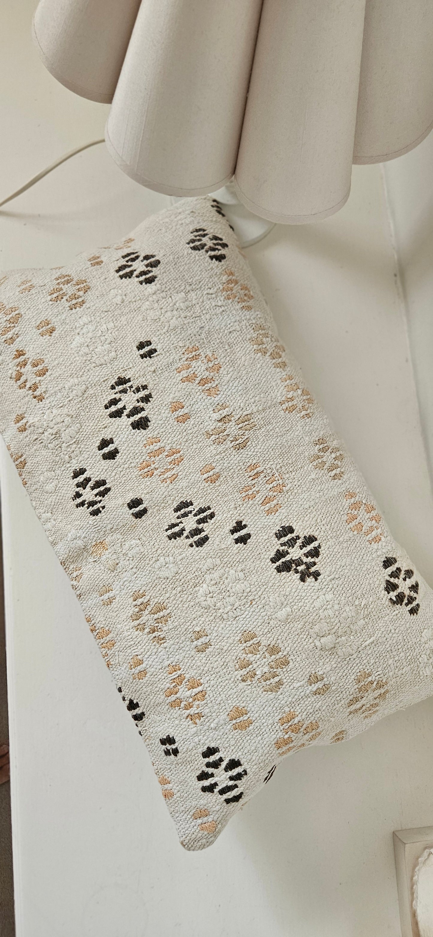 Embroidered kilim cushion cover