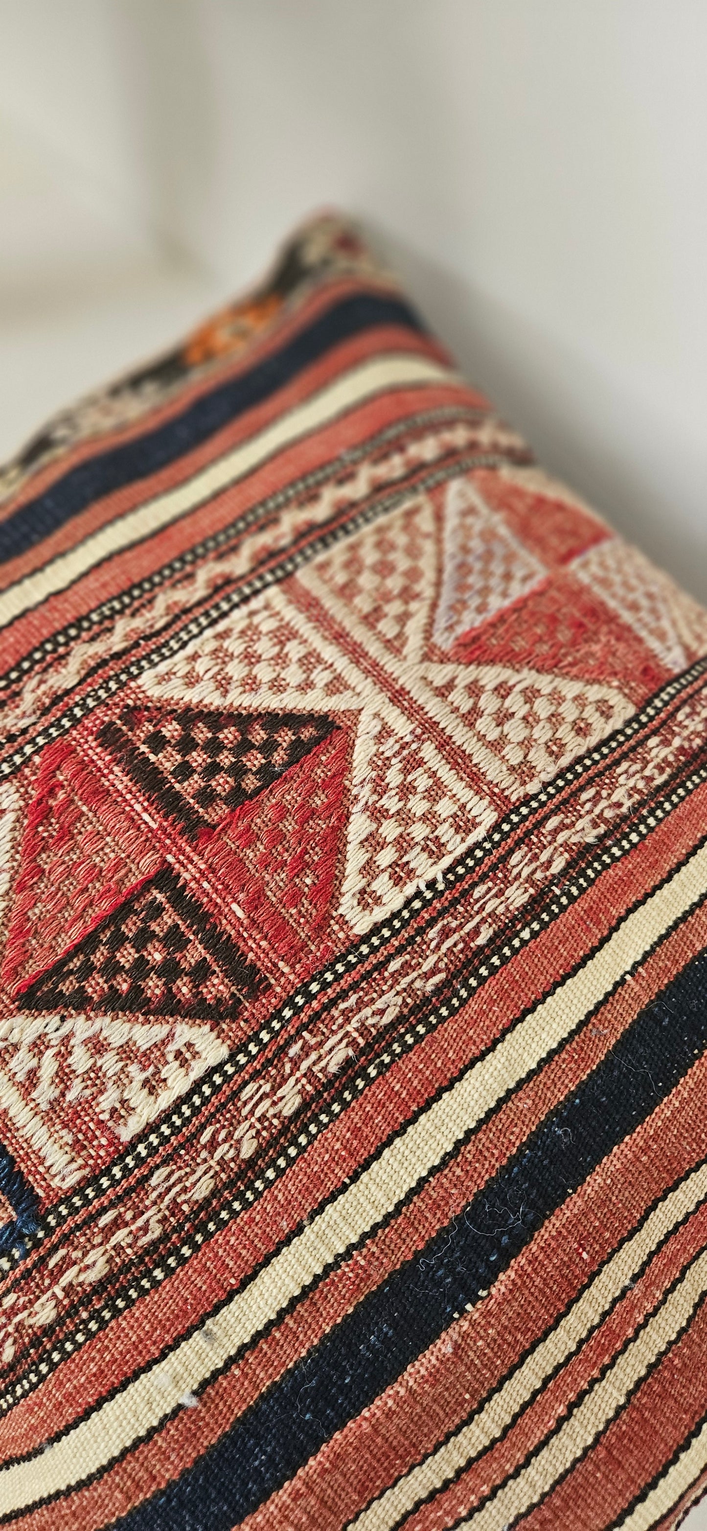 Vintage rusty kilim cushion cover