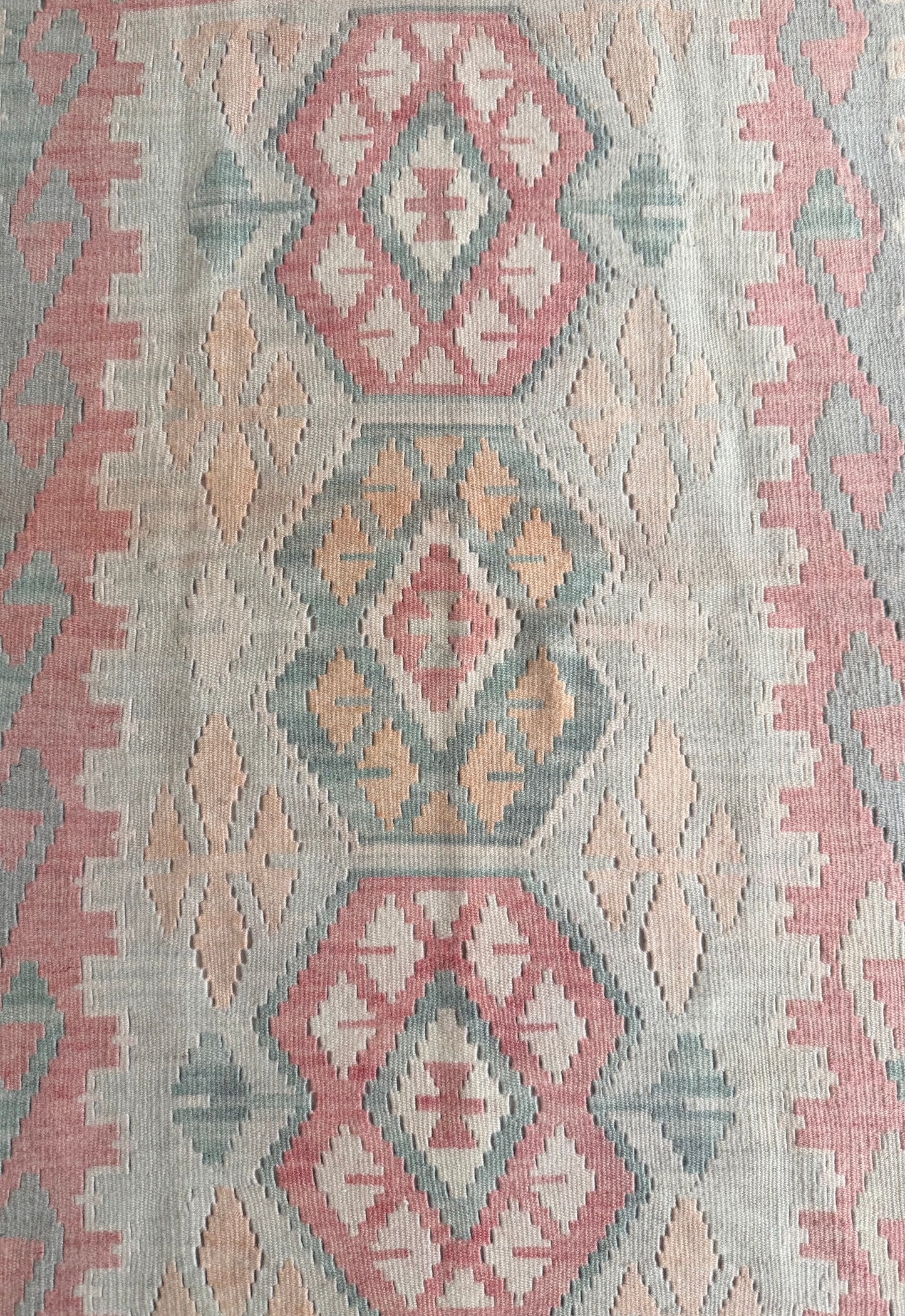 Vintage Kilim rug