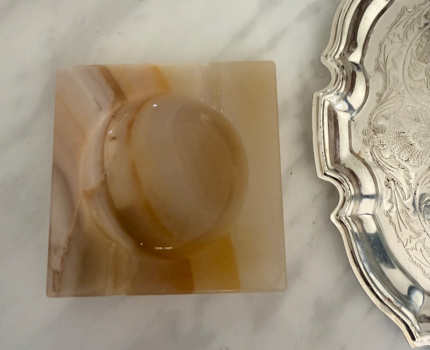 Vintage honey stoned trinket dish.