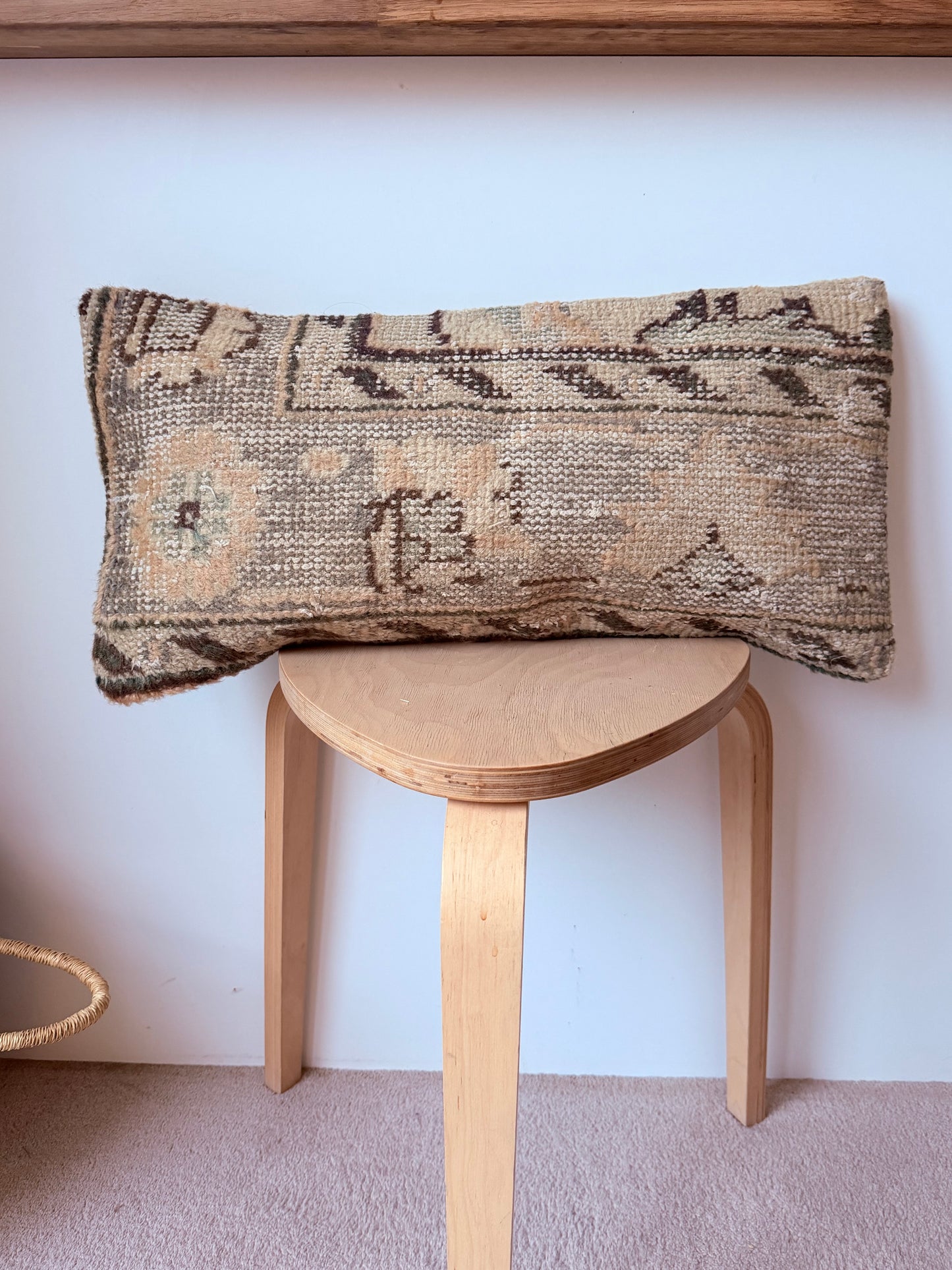 Vintage rug cushion cover