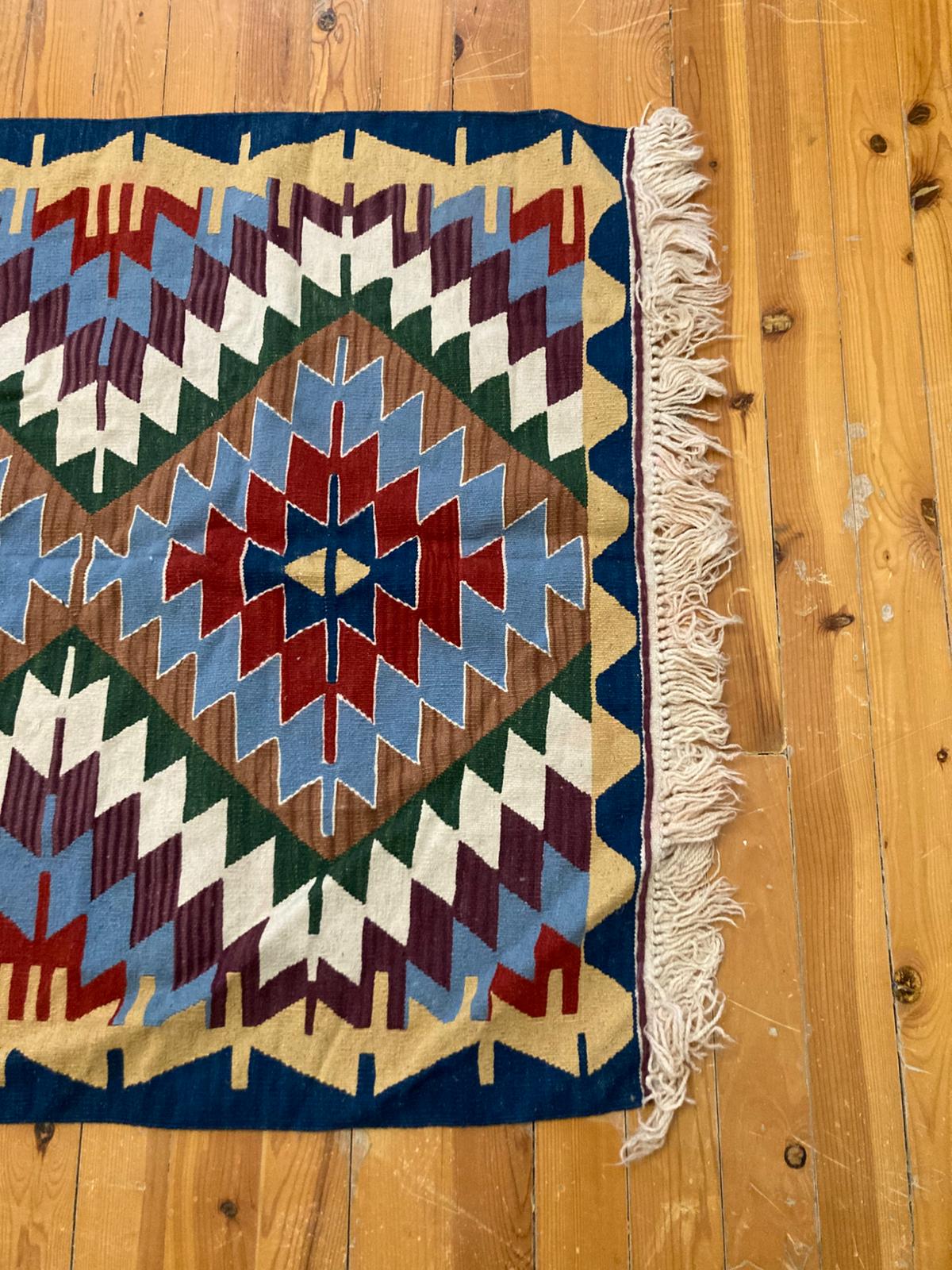 Vintage anatolian kilim