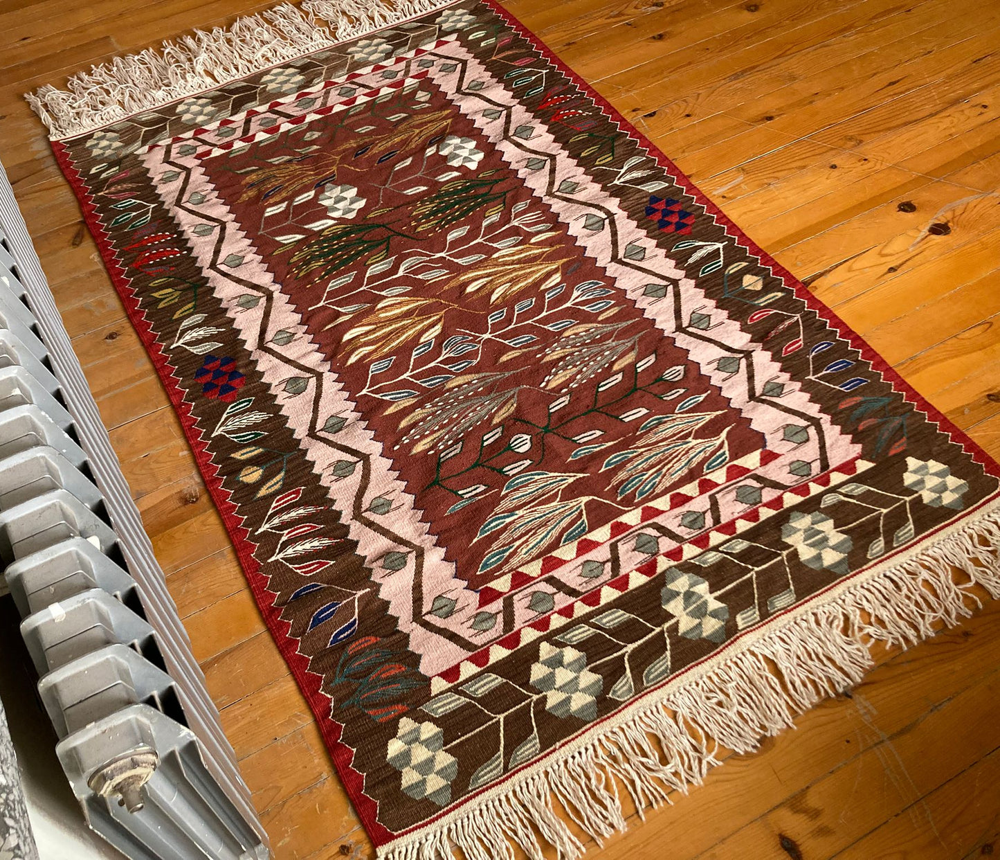 Vintage anatolian kilim