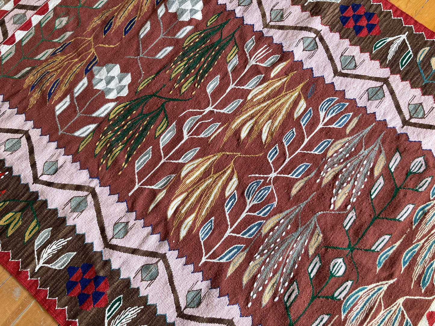 Vintage anatolian kilim
