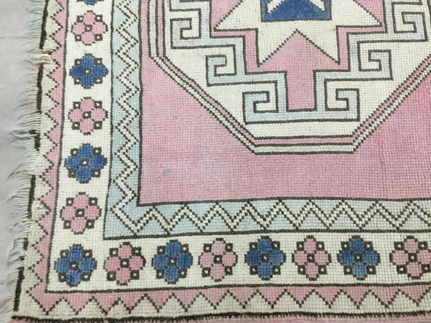 Vintage Turkish Rug -'Nura'