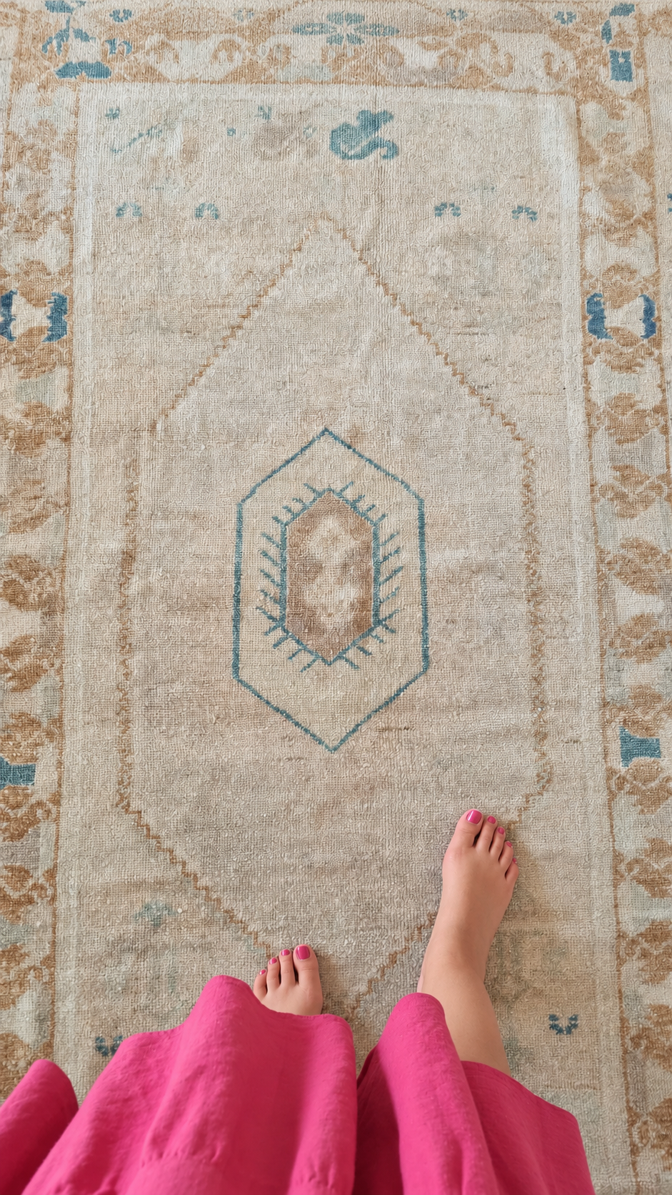 Vintage anatolian rug - ' Nais'