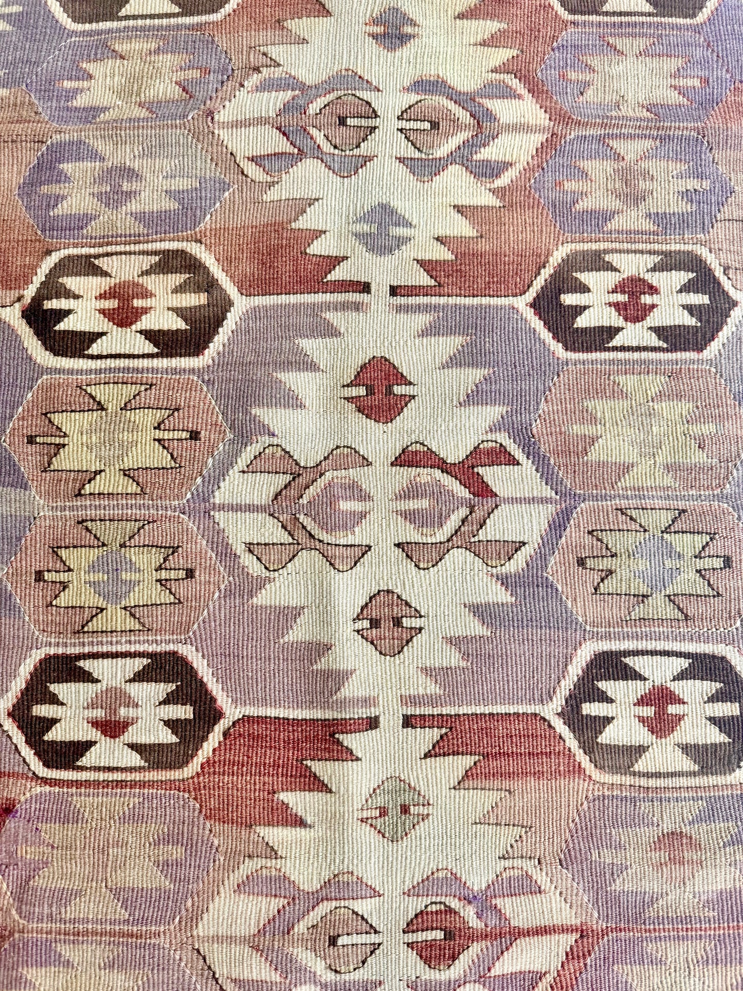Vintage Kilim rug