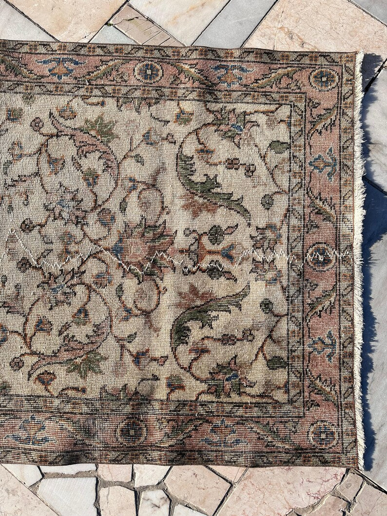 Floral anatolian rug. Handwoven 1970s carpet