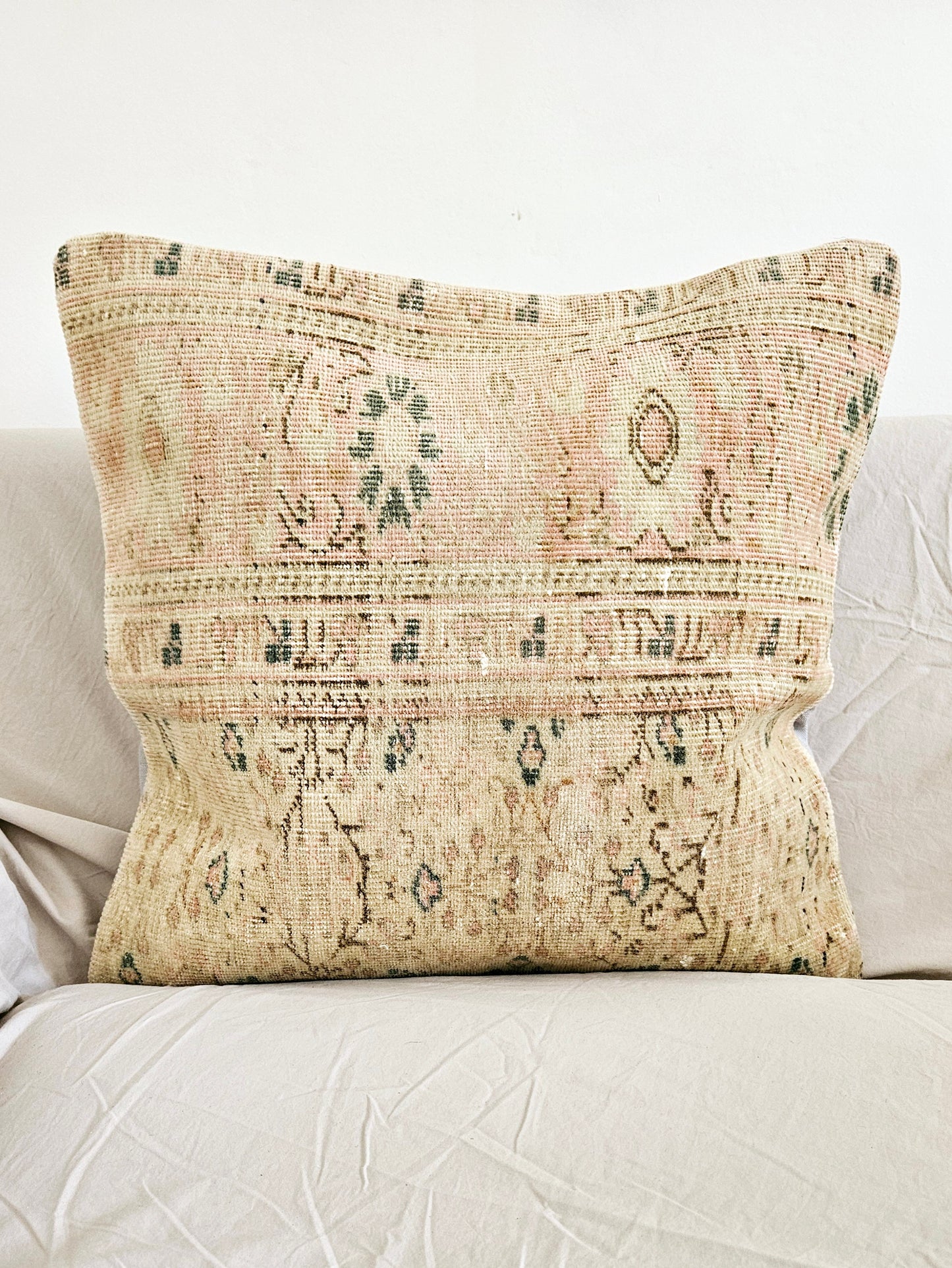 Vintage Floral Rug Cushion Cover