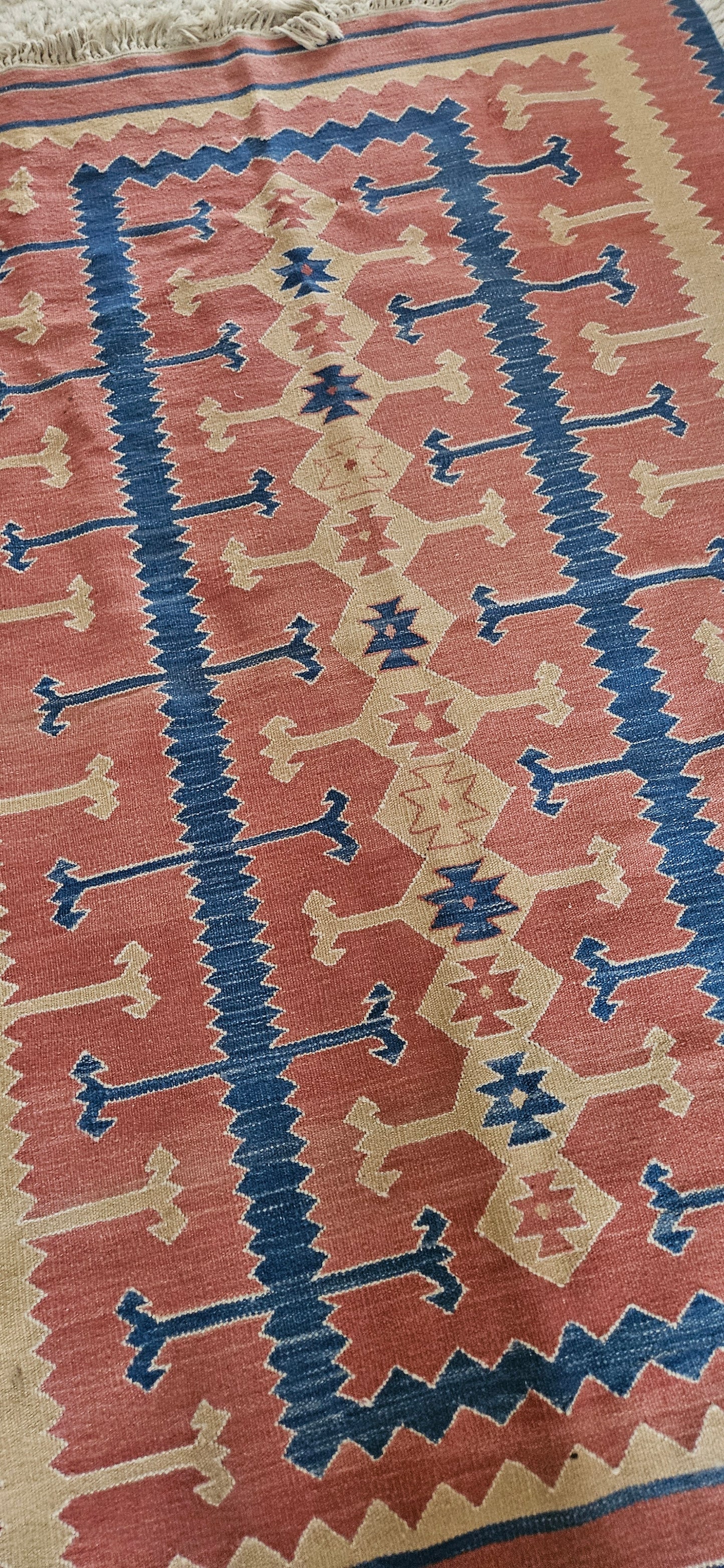 Handknotted Turkish Kilim