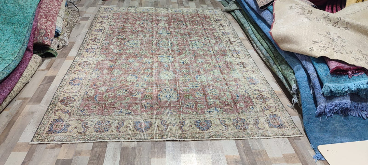 Vintage Isparta rug