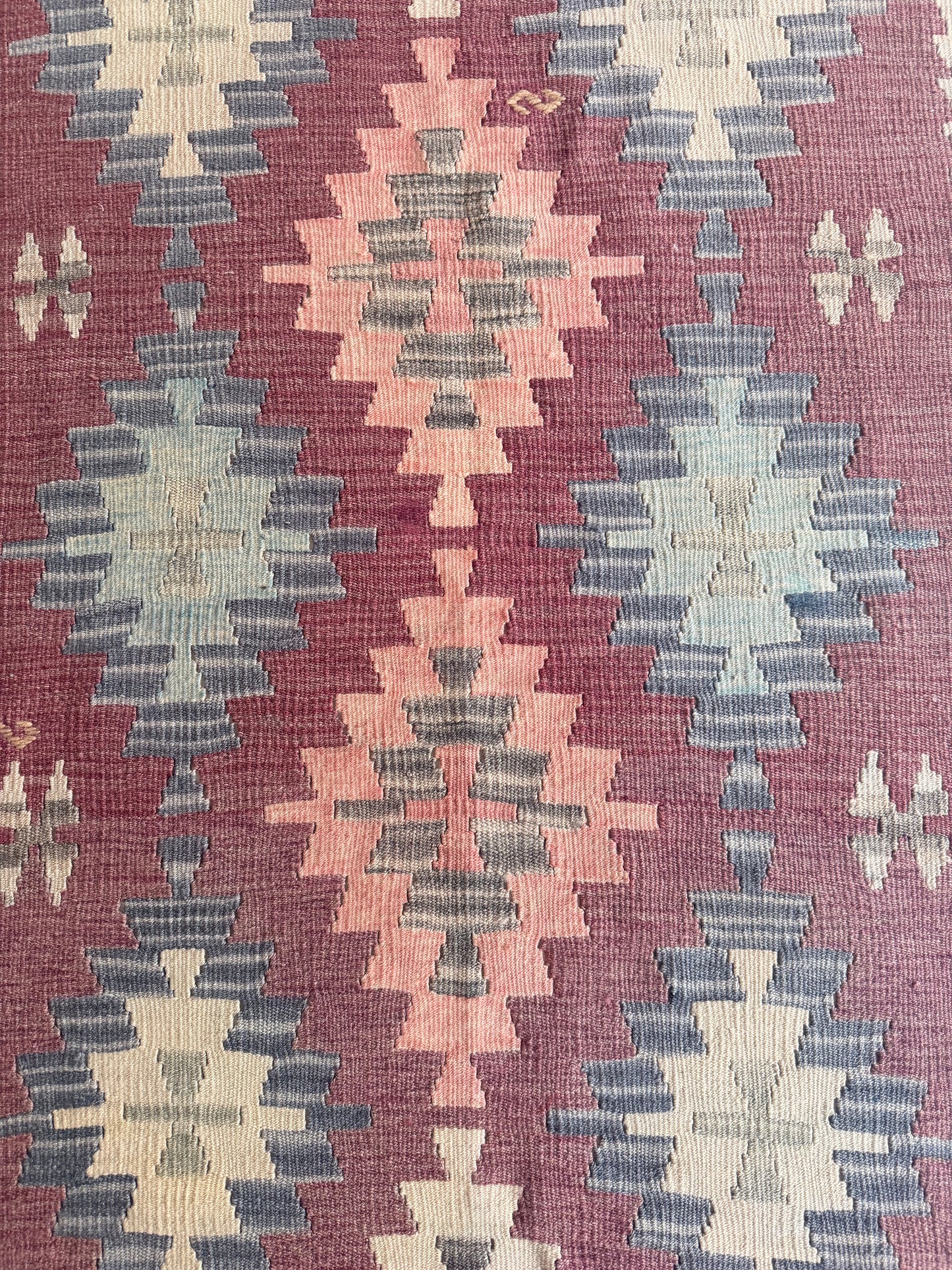 Vintage Kilim rug