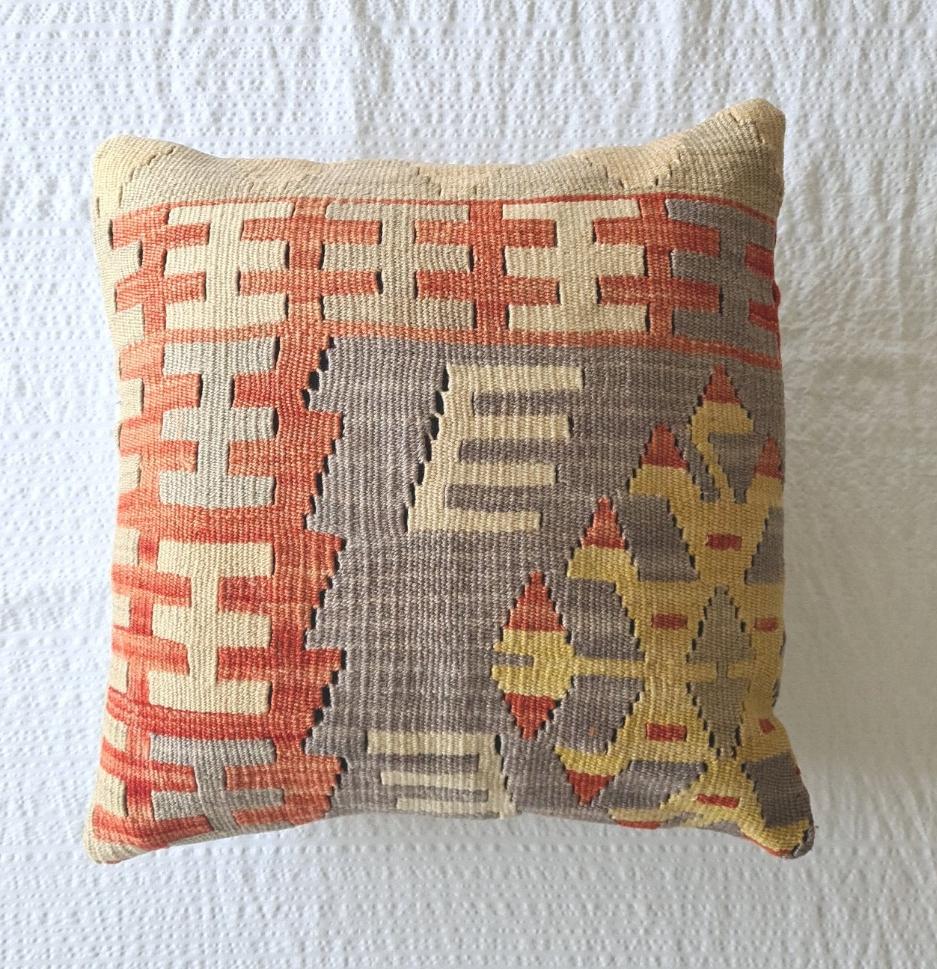 Kelim. Kilim cushion. Vintage pillow. Throw pillow woven.